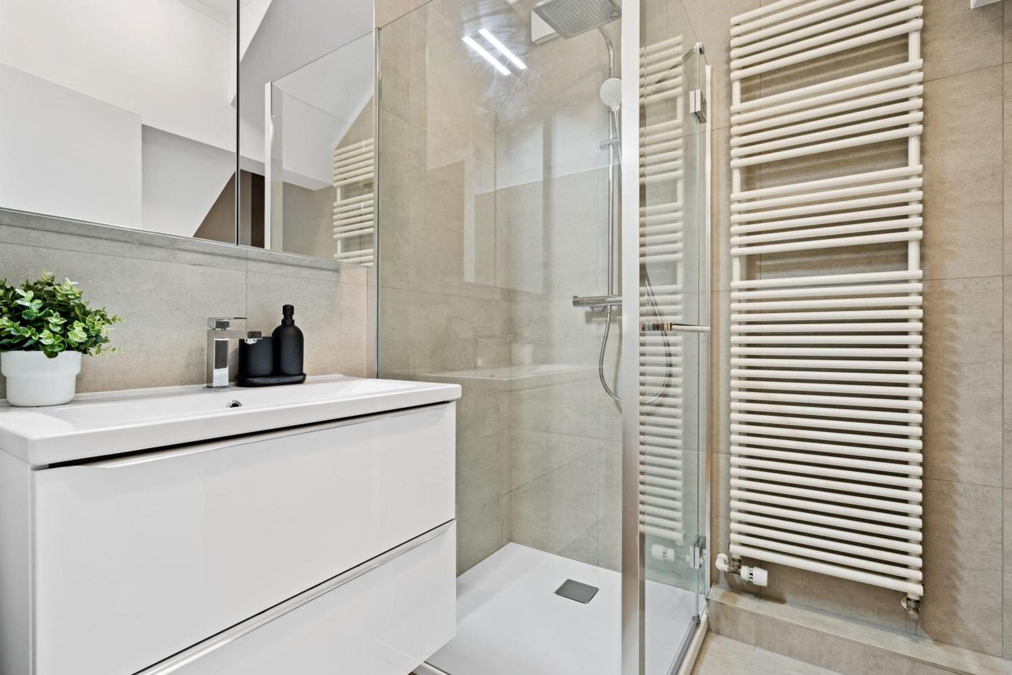 Chic 2Br Stay In Luxembourg With Free Parking Dış mekan fotoğraf